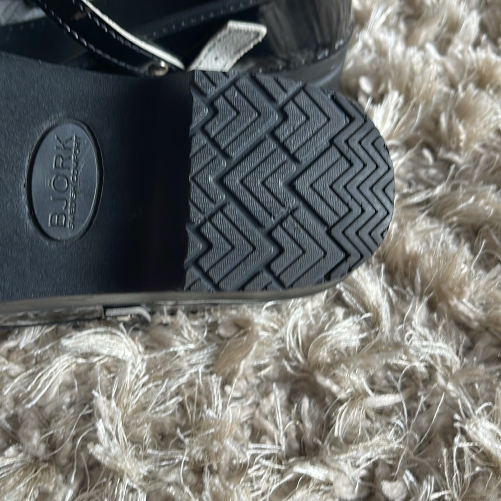 Swedish Clogs - Picture 3 of 4